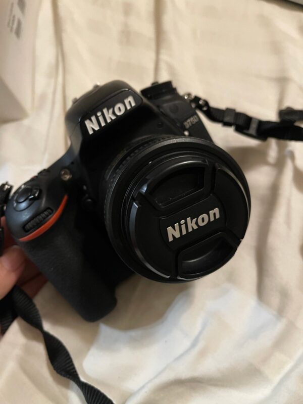 Nikon D750 DSLR Camera (Body Only) Black low shutter count