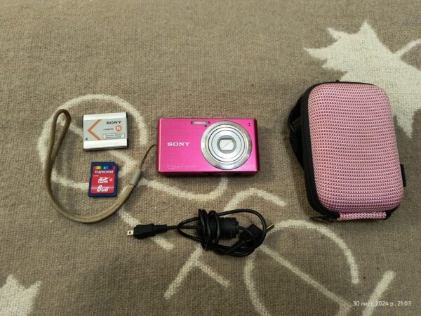 Sony Cyber-shot DSC-W610 14.1MP Digital Camera- Pink Fully Working Great Shape