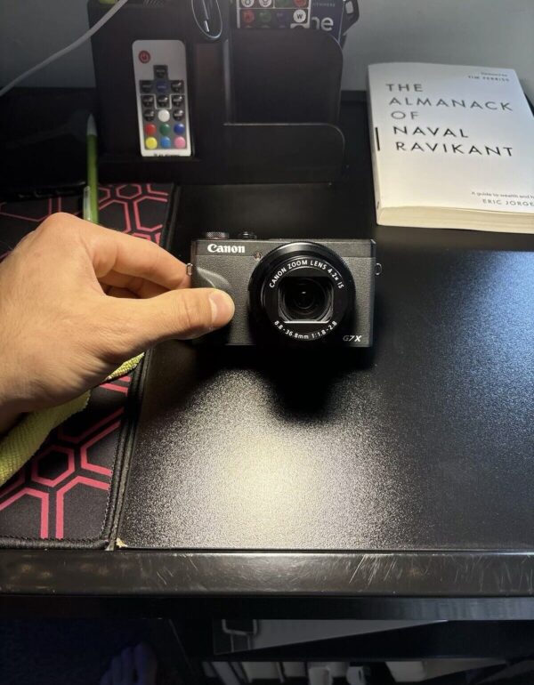 Canon PowerShot G7 X Mark III - 20.1MP Point & Shoot Digital Camera