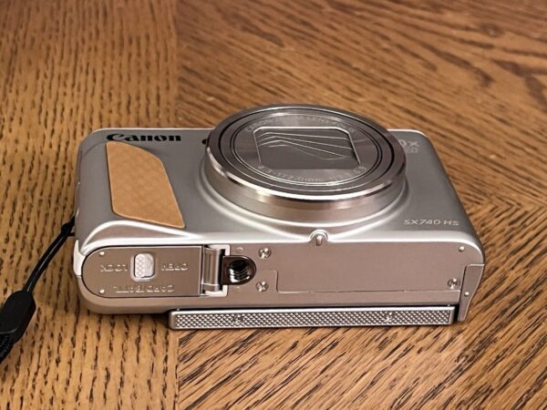 Canon PowerShot SX740 HS Digital Camera (Never Used) - Image 7