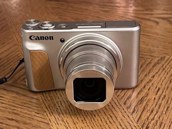 Canon PowerShot SX740 HS Digital Camera (Never Used)