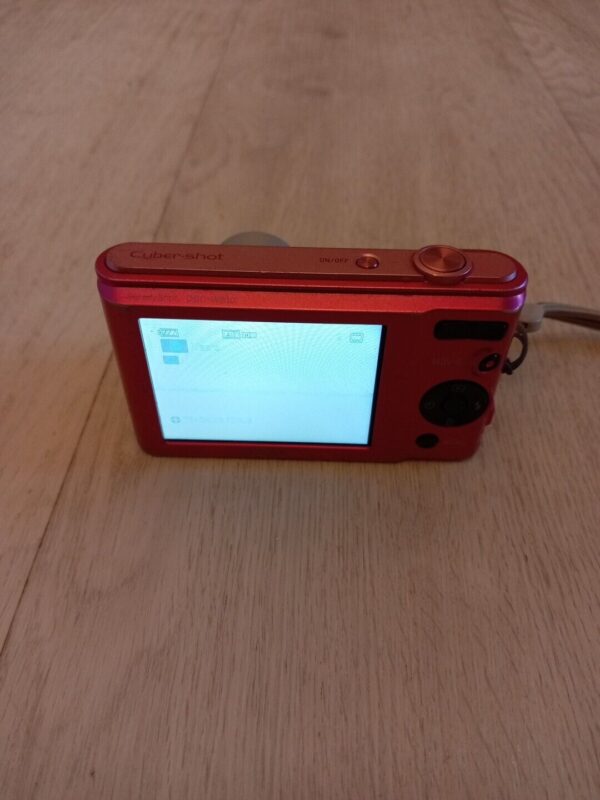 Sony Cyber-shot DSC-W810 20.1MP Digital Camera - Pink - Image 5
