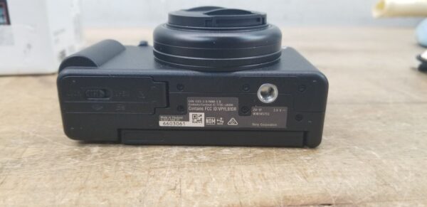 Sony ZV-1F Vlog Camera for Content Creators and Vloggers (Black) - Image 7