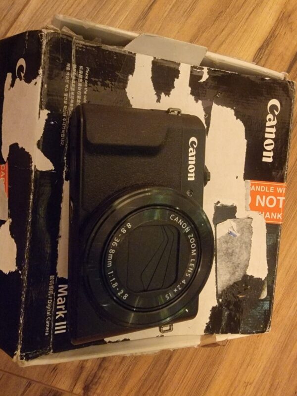 Canon PowerShot G7 X Mark III - 20.1MP Point & Shoot Digital Camera - Black - Image 2