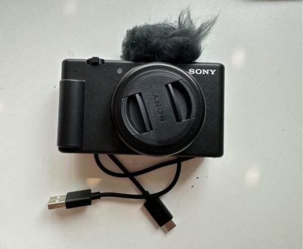 Sony ZV-1F 20.1MP Vlogging Camera - Black with tripod and memory card