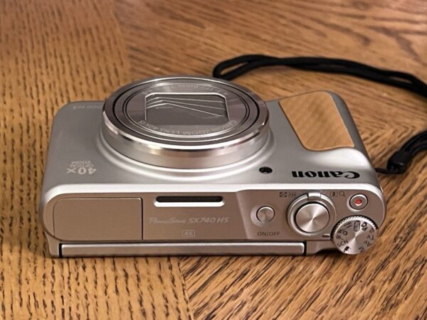 Canon PowerShot SX740 HS Digital Camera (Never Used) - Image 8