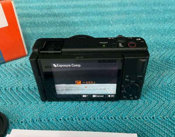 Sony ZV-1F Digital Camera - Image 3
