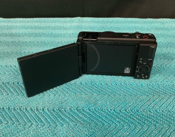 Sony ZV-1F Digital Camera - Image 7