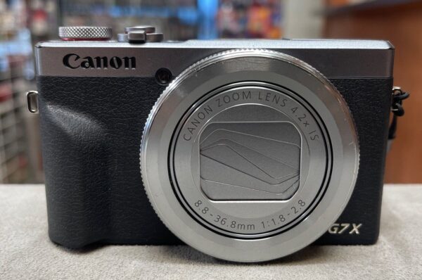 Canon PowerShot G7 X Mark III - 20.1MP Point & Shoot Digital Camera - Silver - Image 5