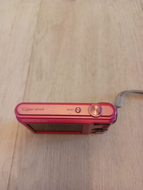 Sony Cyber-shot DSC-W810 20.1MP Digital Camera - Pink - Image 4
